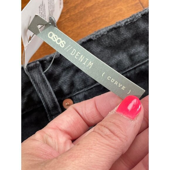 Asos Womens Denim Shorts Plus Size UK 22 High Rise Black Wash Jean Cut-Off NWT - Picture 4 of 8